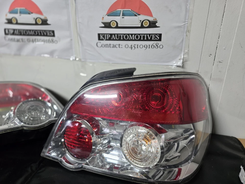 Subaru Impreza Hawkeye Taillights Clear  - image 3 of 4