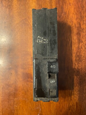 SQUARE D AIL240 CIRCUIT BREAKER