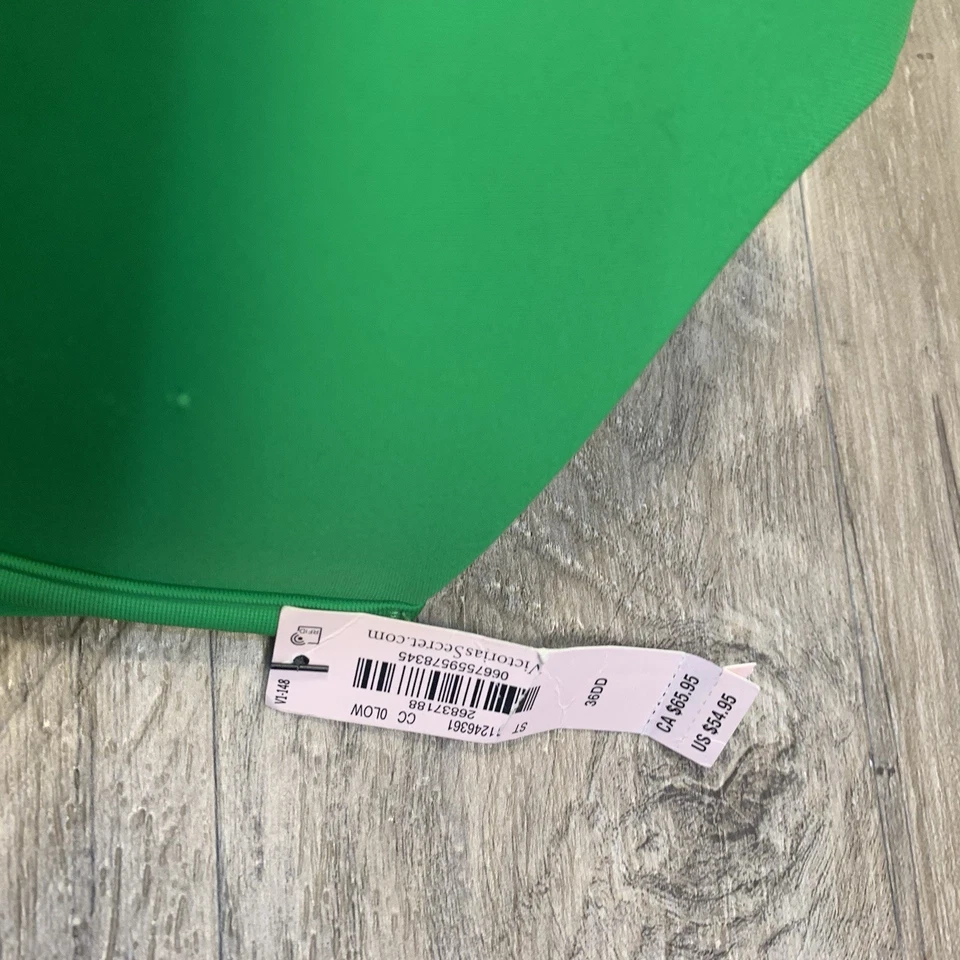 Blusa de natação Victoria Secret push up halter verde tamanho 36 D nova com etiquetas - Imagem 3 de 4