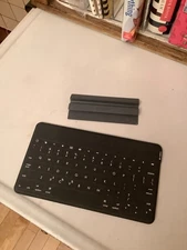 Logitech  Keys-to-go Apple iPad, iPhone, Apple TV Portable keyboard with stand