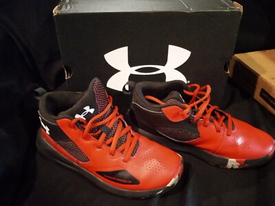 Under Armour Red/Black UA GS Lockdown 5 SIZE 4.5Y
