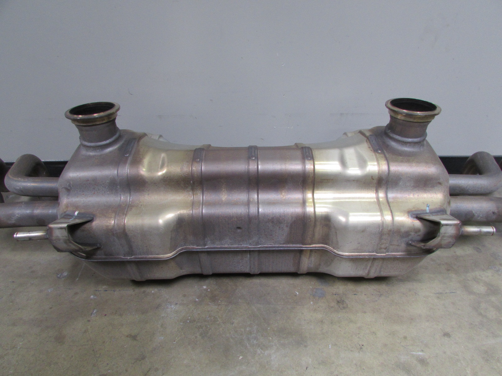 Lamborghini Huracan, Muffler, Used, P/N 4T0251051A