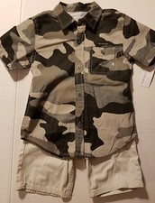 Calvin Klein Jeans Boys 2 Piece Short Set Gray Black Camo Size 4 NWT