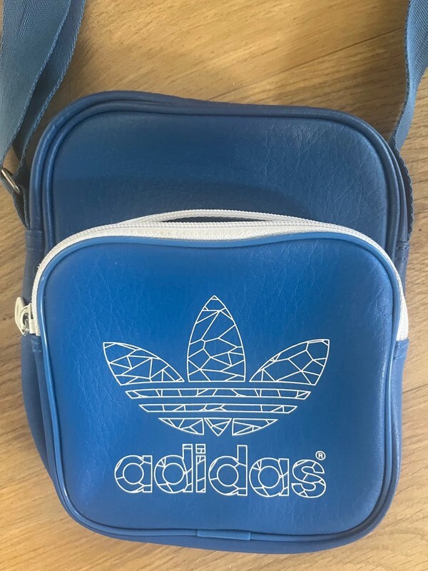 ☆Adidas☆Originals Small Item Bag Blue Adidas Originals Unisex Mini Messenger Bag Blue Trefoil Logo