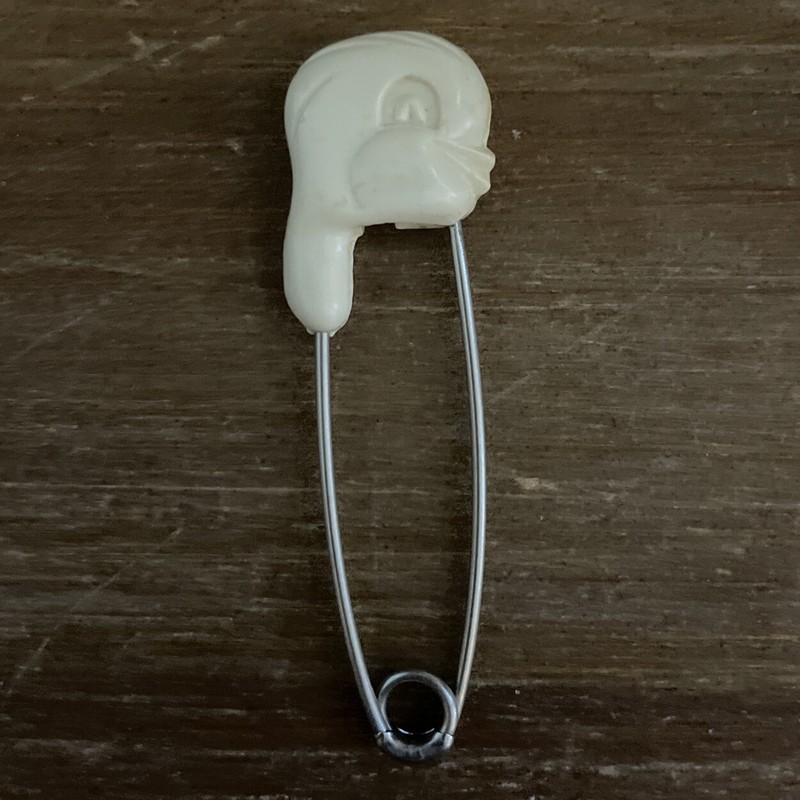 Vintage Baby Cloth Diaper Pin Duck Chickadee Collectible