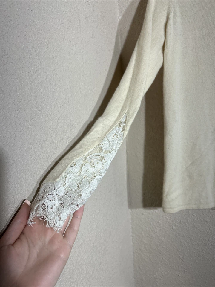 Woman’s Neiman Marcus The Cashmere Collection Cream Blouse With Lace Size Large  - Image 2 of 4