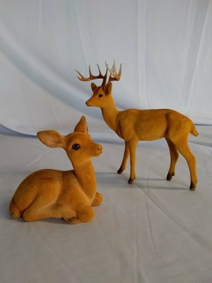 plastic deer figurines