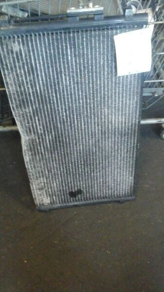 01-03 Dodge Caravan AC Condenser 4 Cylinder - Image 3 of 4