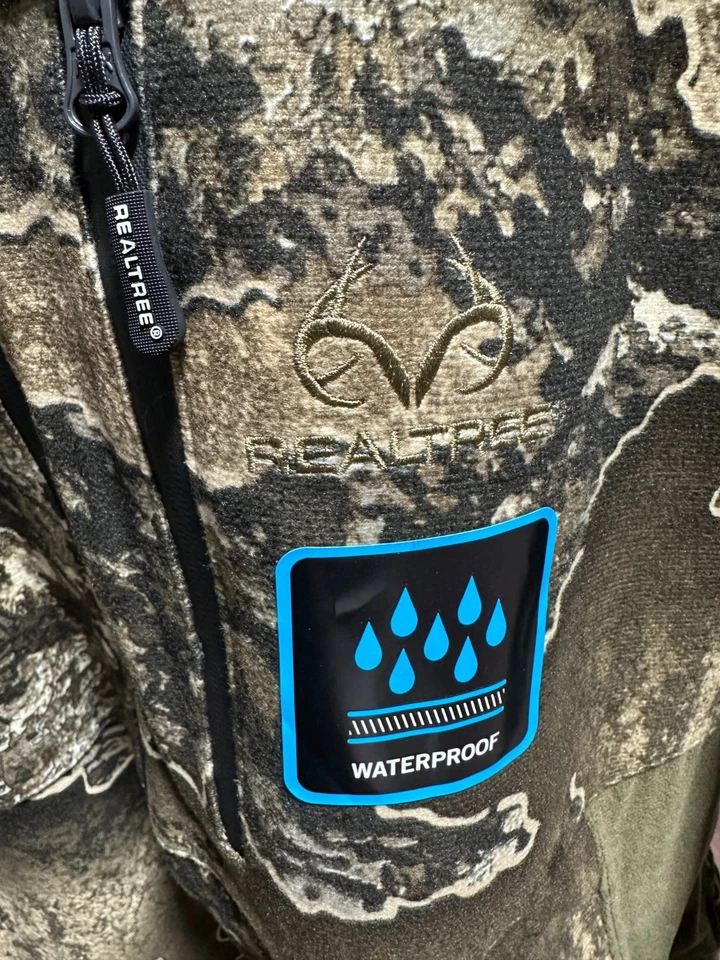 Realtree Waterproof Scent Control Hooded Jacket Men's Medium - Image 4 of 4