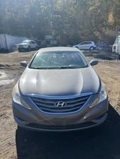 Passenger Headlight VIN C 8th Digit Halogen Fits 11-14 SONATA 36791