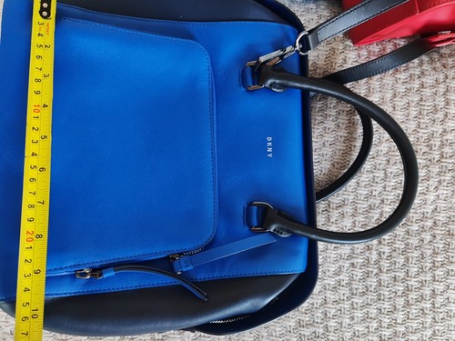 DKNY large cross body dark blue leather Bag - Picture 9 of 12