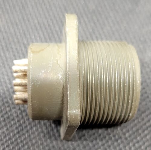 Bendix MS3102R18-1P Mil-Spec 10 Pin Connector - Picture 2 of 3