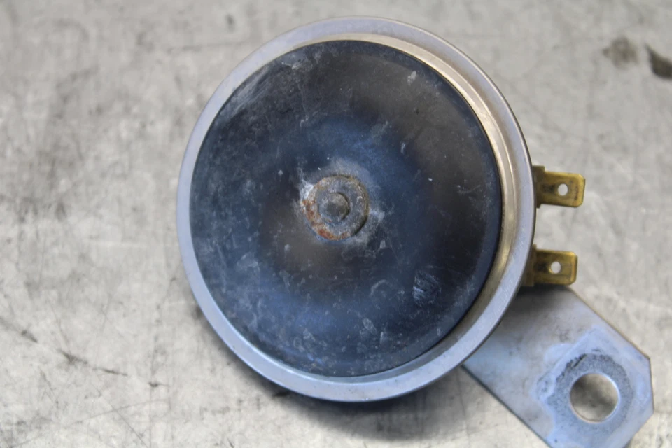 03-07 SUZUKI SV1000S HORN SIGNAL BB657 - Imagem 2 de 4