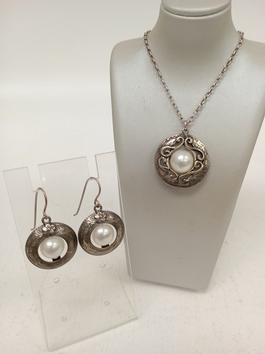 Sterling Silver 925 Israeli Pearl Pendant Necklace & Dangle Earring Set 14.75g
