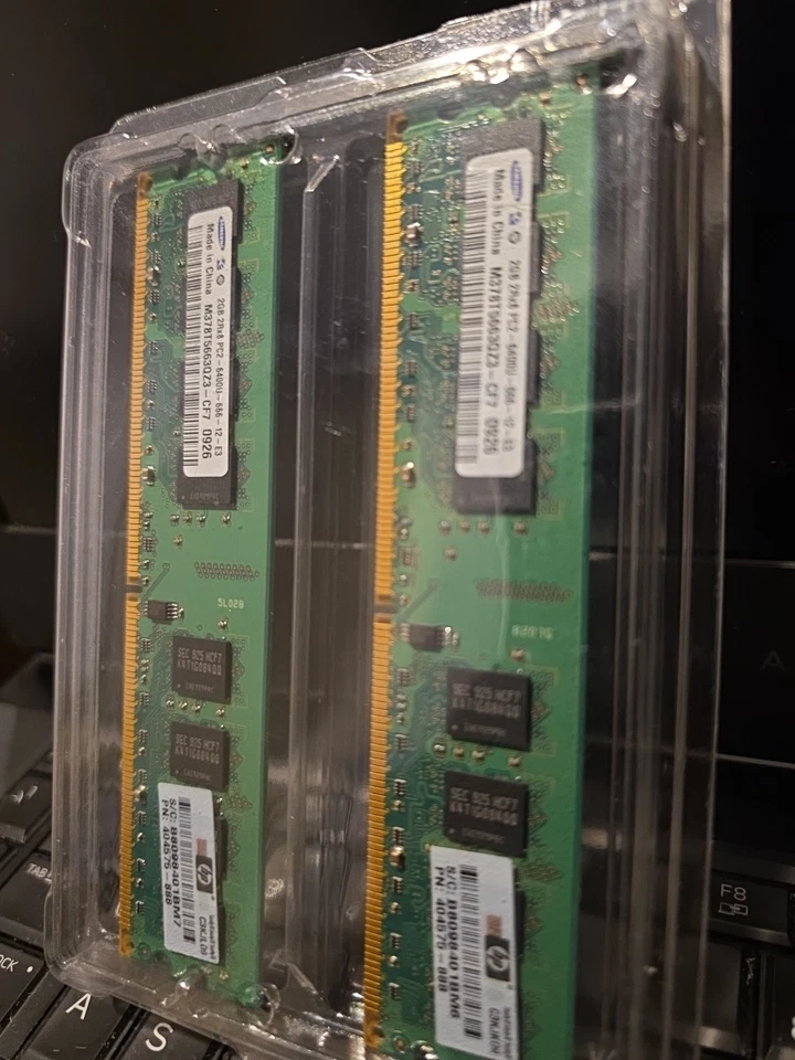 Samsung Crucial 4GB 2X 2GB DDR2 2RX8 PC2-6400U 800Mhz 240pin DIMM Desktop Memory - Image 4 of 4