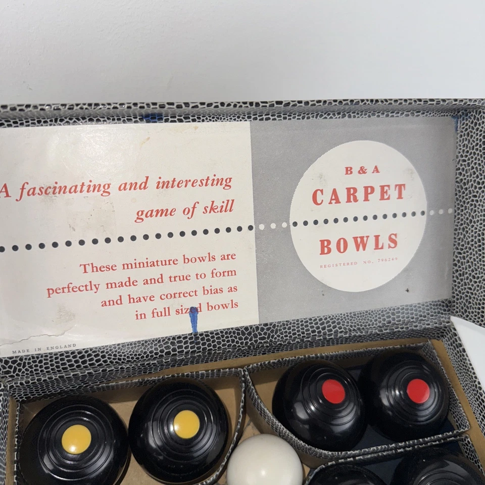 B & A Indoor Carpet Bowls. Set of 8 Including a white Jack rare vintage l@@k!! - Image 4 of 4