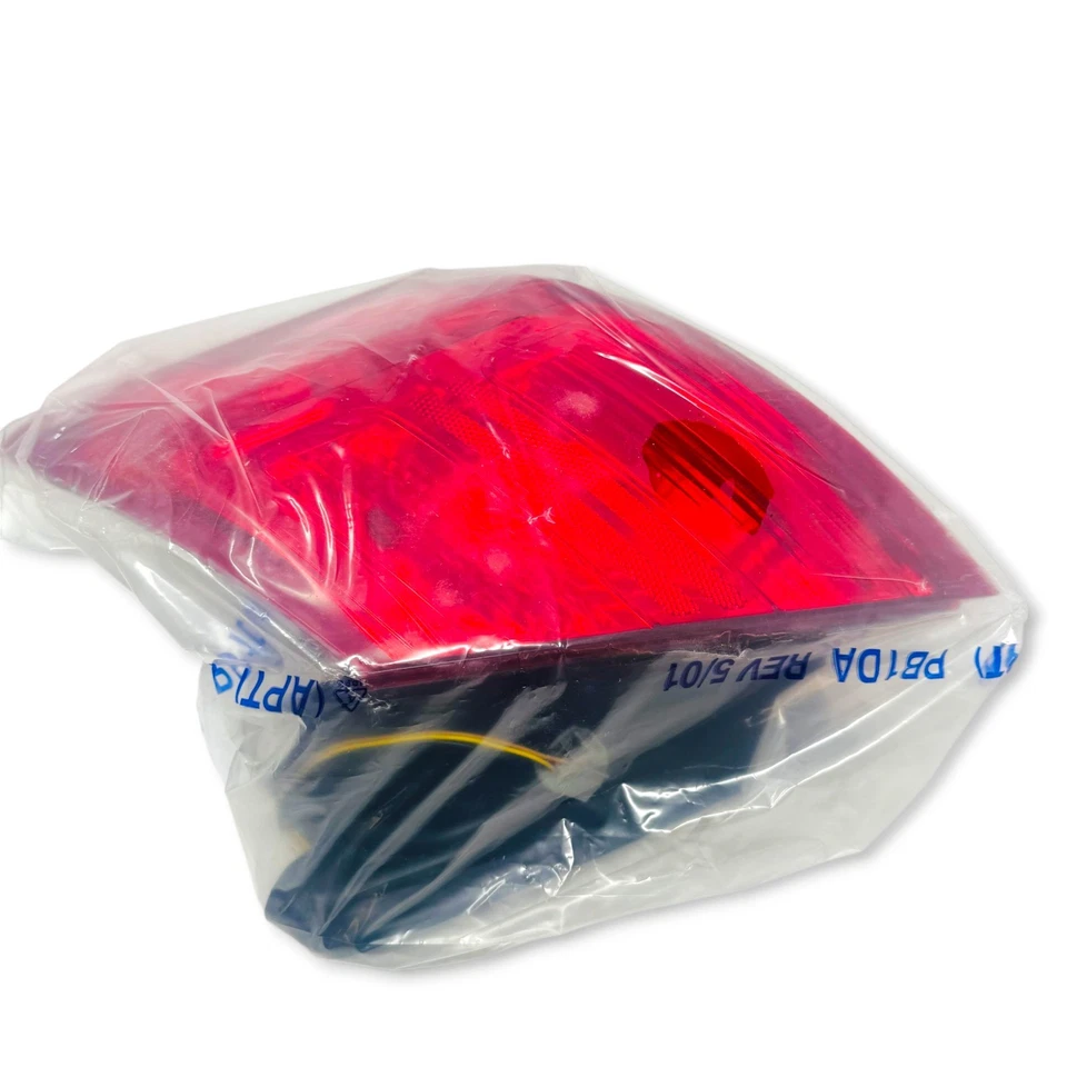 Ford DG1Z-13404-J Tail Lamp Assembly fits Taurus Police Interceptor Sedan, OEM - Image 2 of 4