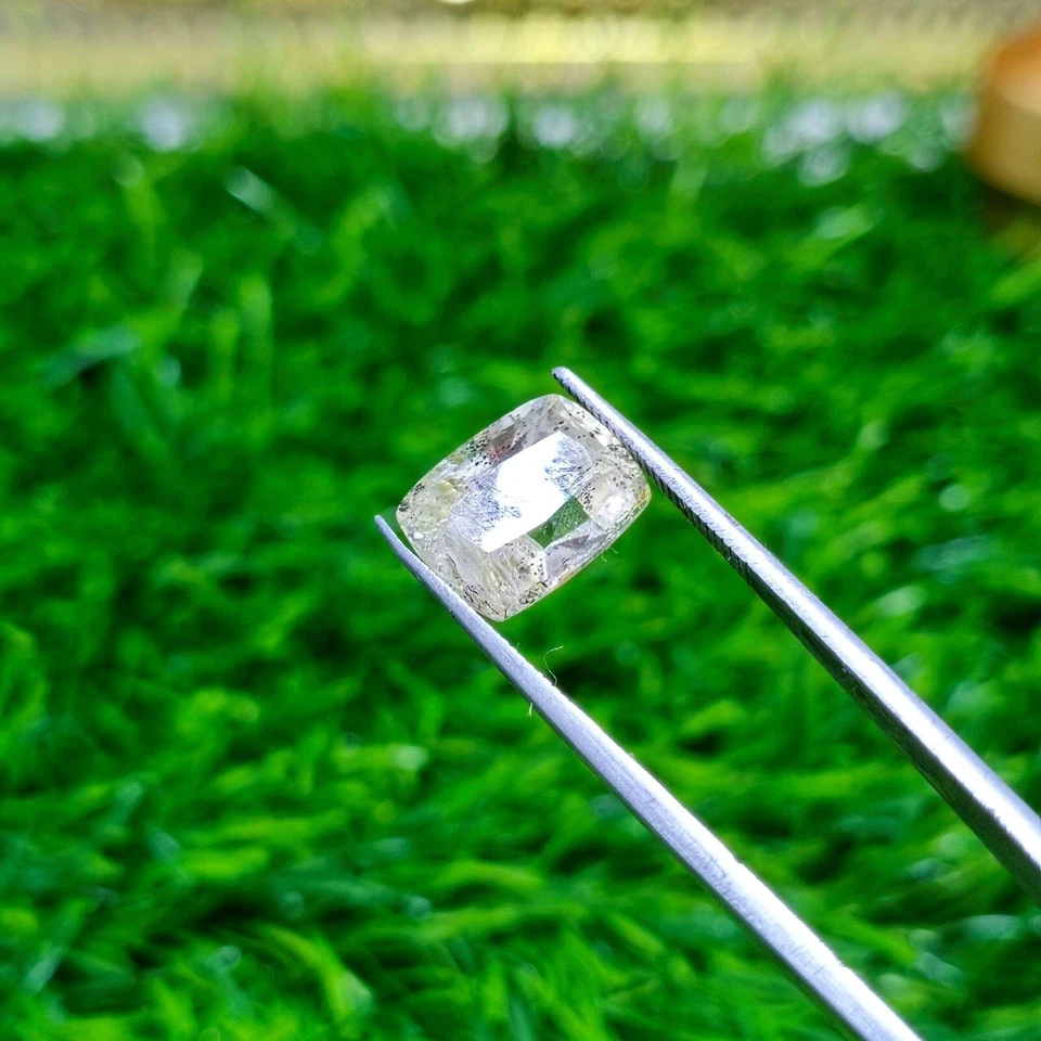 5.2 Carats Cusion Cut Light Yellow Color Natural Scapolite Gemstone - Image 3 of 4