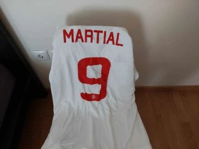 Adidas Anthony Martial Manchester United Medium 2015-2016 NWT has some stains - Photo 1/4