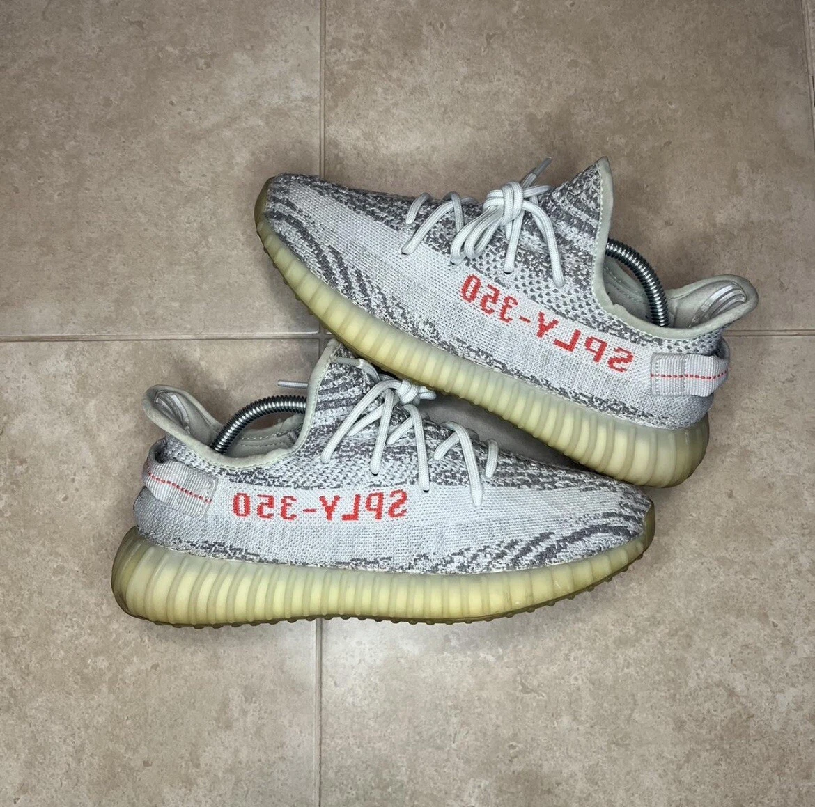 Taglia 8 5 Adidas Yeezy Boost 350 V2 Tinta Blu B37571