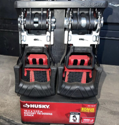 HUSKY Ratchet Tie Down 16'X1 1/2'' (2 pack) 1,000 LB Bonus Storage Bag Black Red