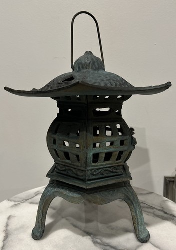 VINTAGE LARGE GREEN JAPANESE CAST IRON GAZEBO PAGODA LANTERN, 3 HEART DESIGN