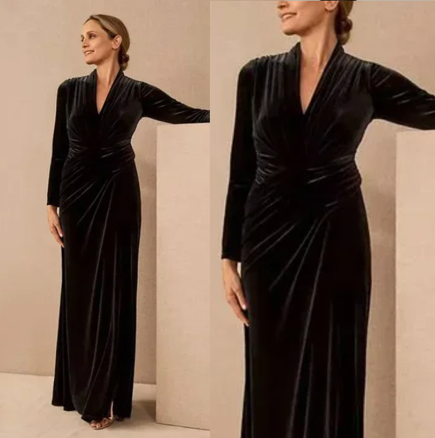 NWT Tadashi Shoji brinda V-NECK VELVET GOWN DRESS BLACK SIZE XS