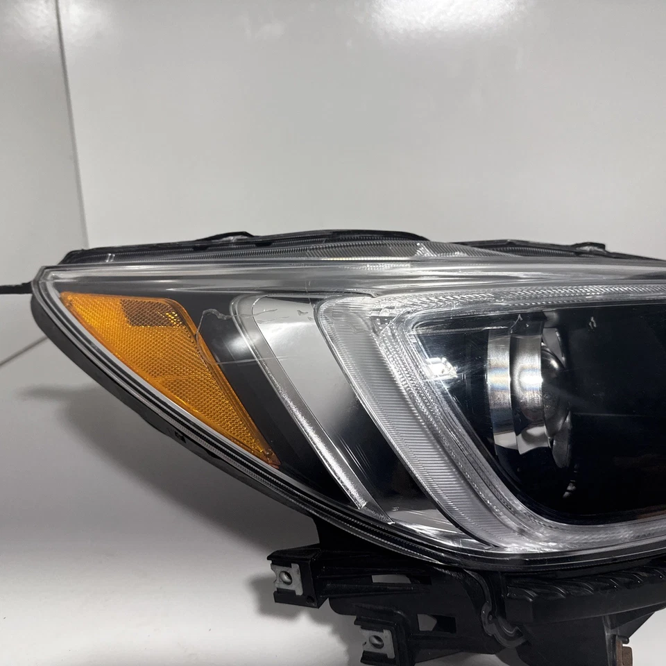 Faro halógeno derecho Subaru Outback Legacy 2015 2016 2017 Foto 2 de 4