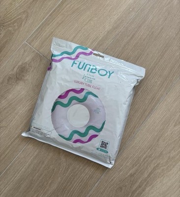 FUNBOY Luxury Oversized Ring Pool Float   Brand New Sealed   Pool Beach Summer