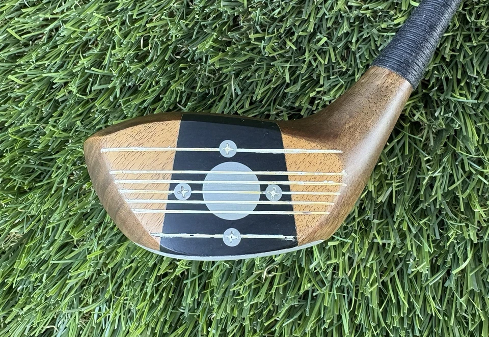 Vintage MacGregor Tommy Armour AT1W Driver And 3 Wood Persimmon Steel Shafts - Image 3 of 4