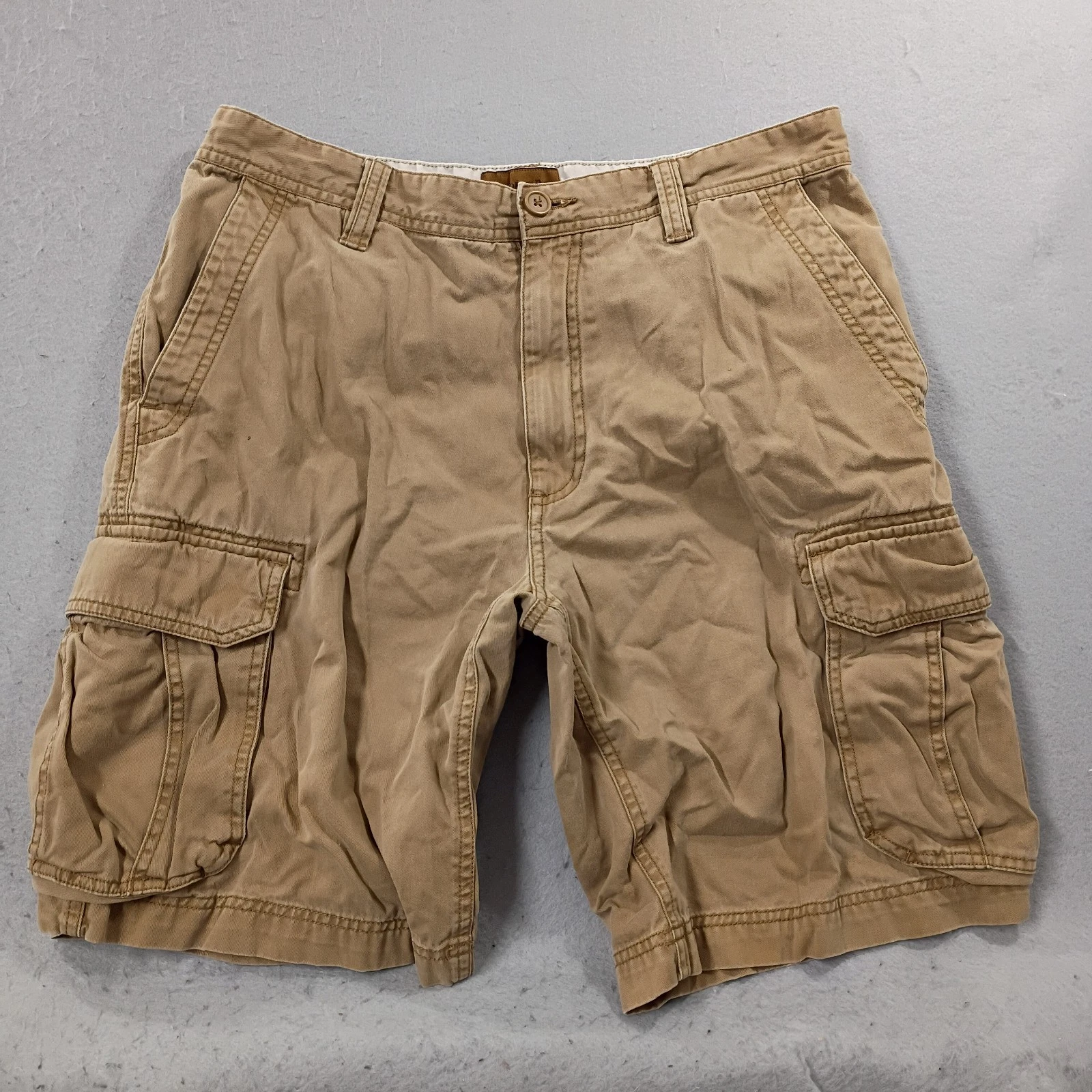 St. John's Bay Cargo Shorts Mens Flat Front Stretch Cotton Hiking Brown Sz 34