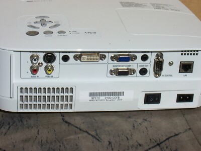 NEC NP610 XGA LCD Projector 3500 ANSI Lumens Only 480 Lamp Hours