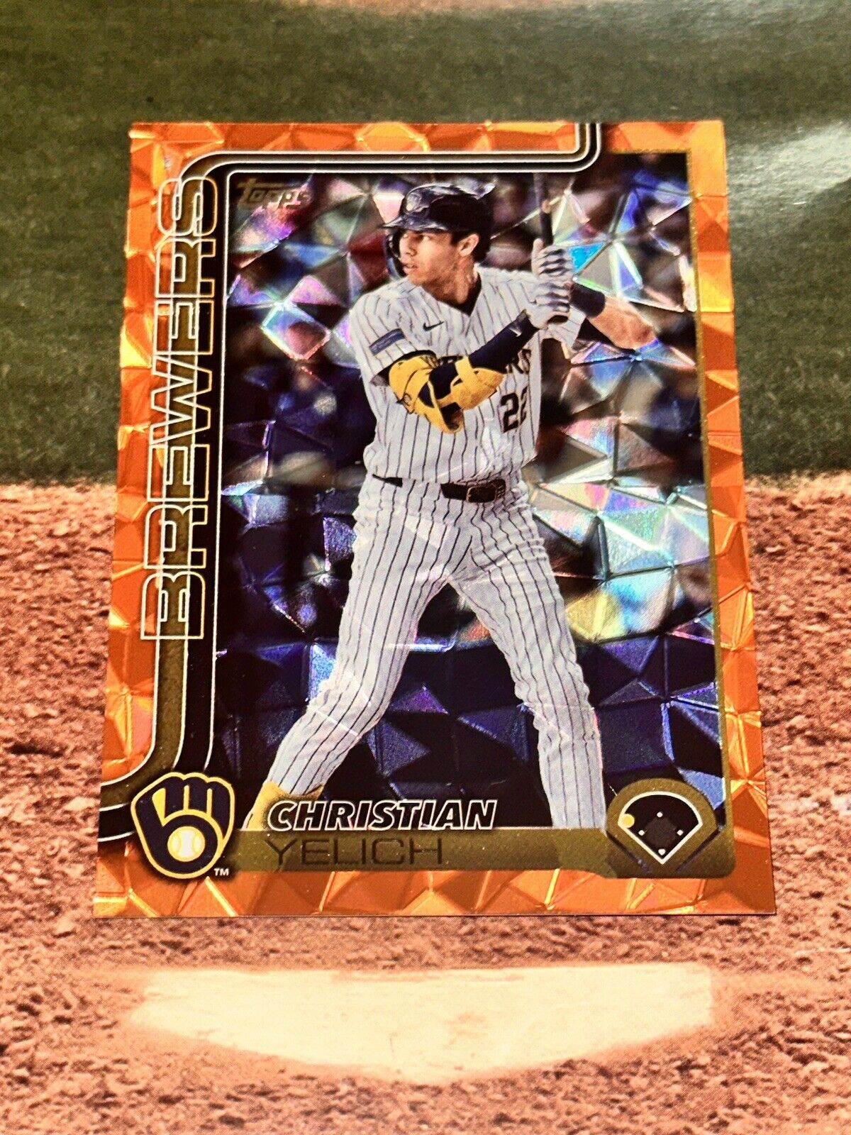 2025 Topps Series 1 Christian Yelich Orange Diamante /25 Brewers SP