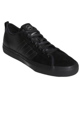 Adidas MATCHCOURT Black Black Silver Skateboard Sneaker DB0583