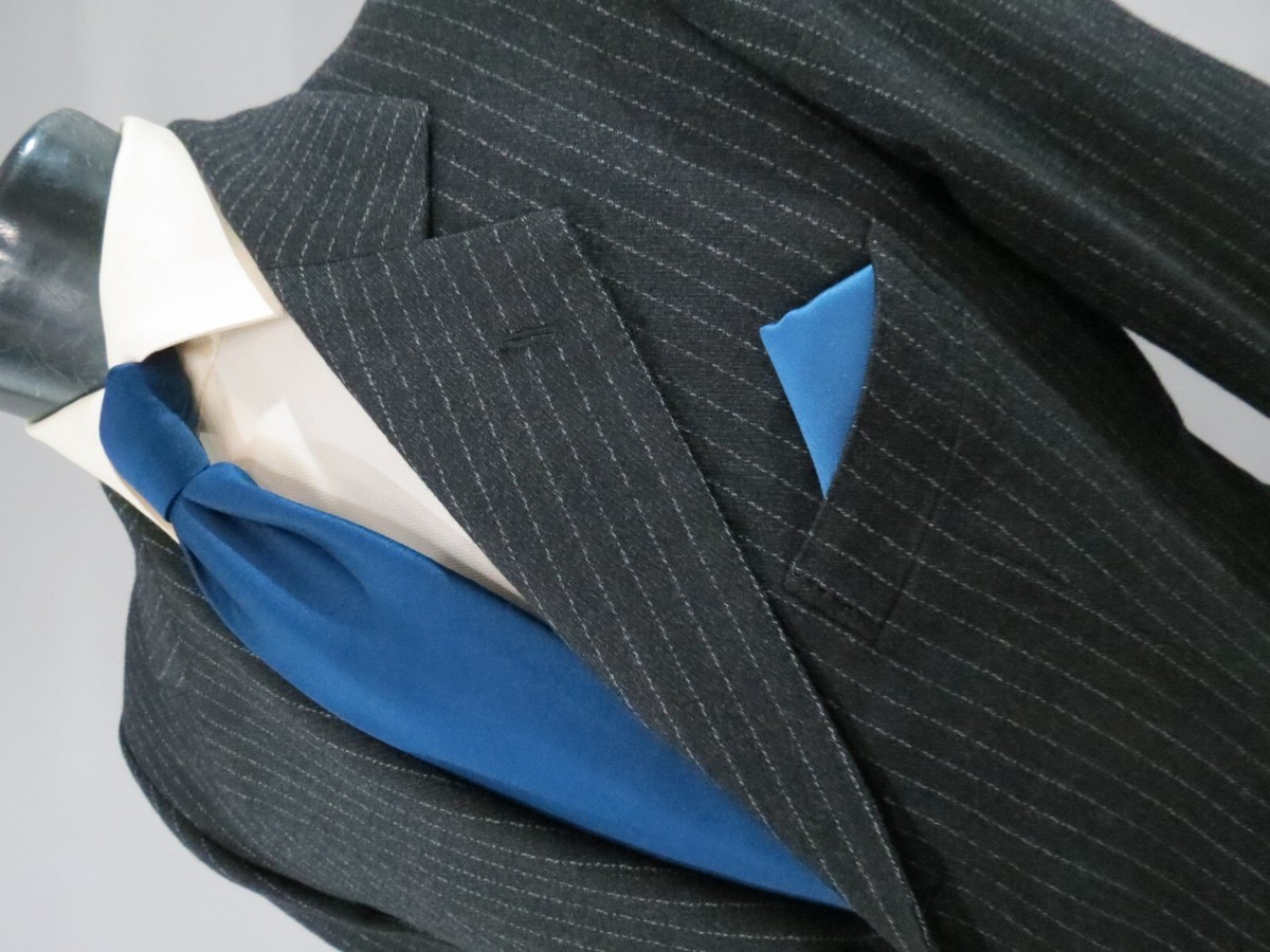 Sartoria Giulio Givellious Savile row tailoring Cashmere blend