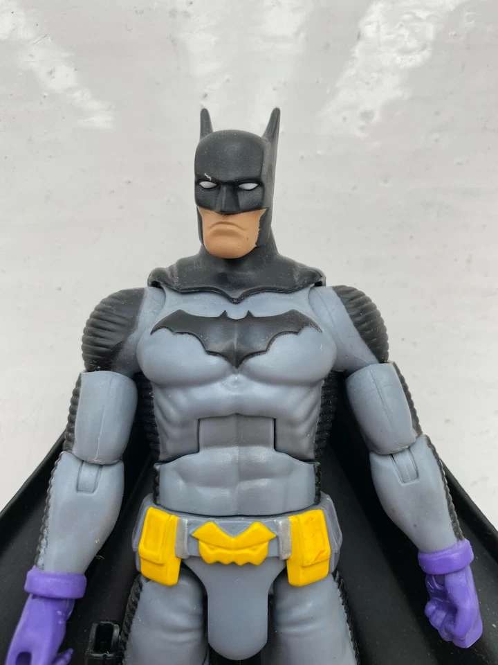 2015DC Comics Multiverse Serie Batman Zero Año Mattel Figura de Acción Violeta - Imagen 2 de 3
