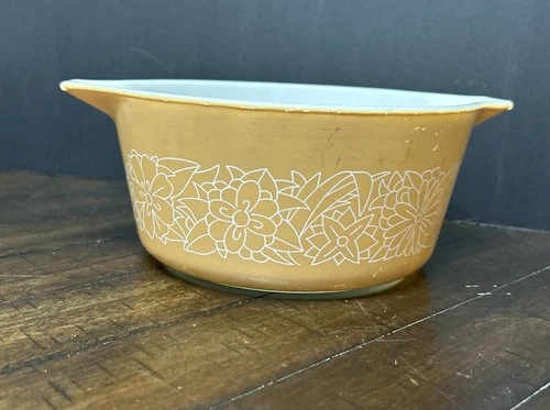 Pyrex Vintage Tan Woodland Pattern 9” 474-B Mixing Bowl/Casserole Dish No Lid