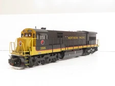 Lionel 6-38421 Northern Pacific U33C #3305 Diesel Loco w/TMCC Railsounds LN 