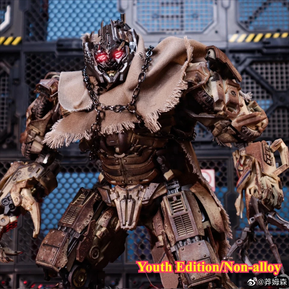 Unique Toys R-05 Mega Tanker Truck Desperado Youth Transformable Action Figure - Image 2 of 4