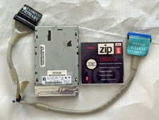 Iomega Z100iDE 3.5" Zip Drive 100MB Internal IDE Drive
