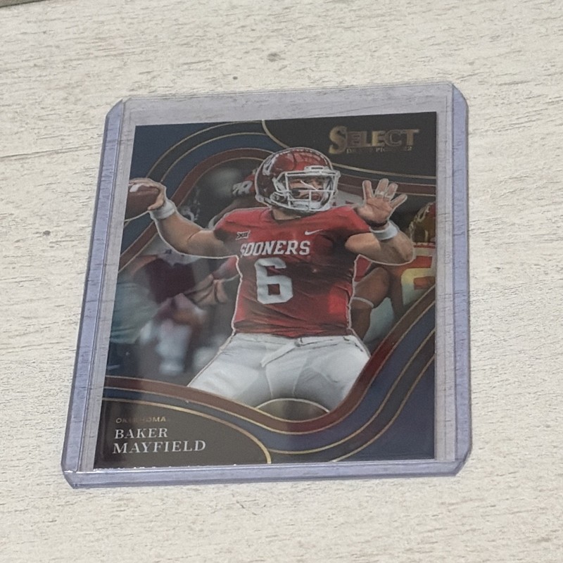 2022 Panini Select Draft Picks - Field Level Baker Mayfield #147 Blue