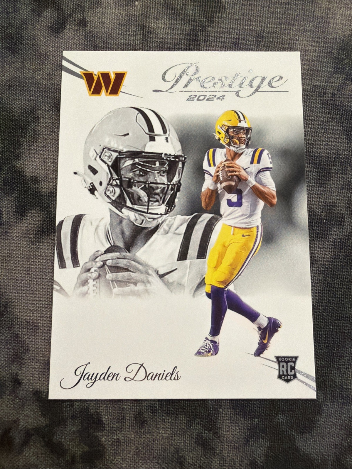2024 Panini Prestige - Rookies Jayden Daniels #302 (RC)
