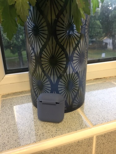 Earphone/Airpod Case Storage Holder - Picture 4 of 4