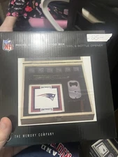 NIB The Memory Company New England Patriots Rocks Gift Set in Wood Box