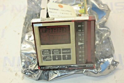 Barber-Colman 560 Temperature Controller  ( HAS NO COVER SEE PIC)