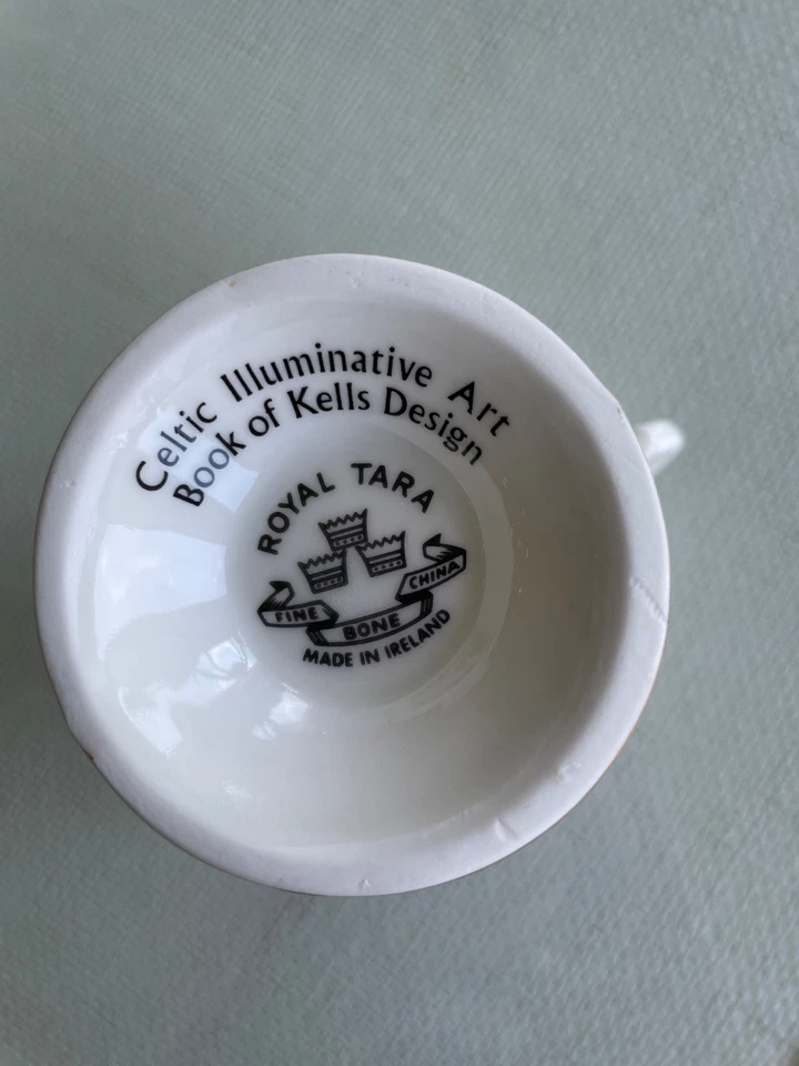 皇家塔拉凯尔特照明艺术杯带凯尔斯之书设计 (12) — 第 4/4 张图片