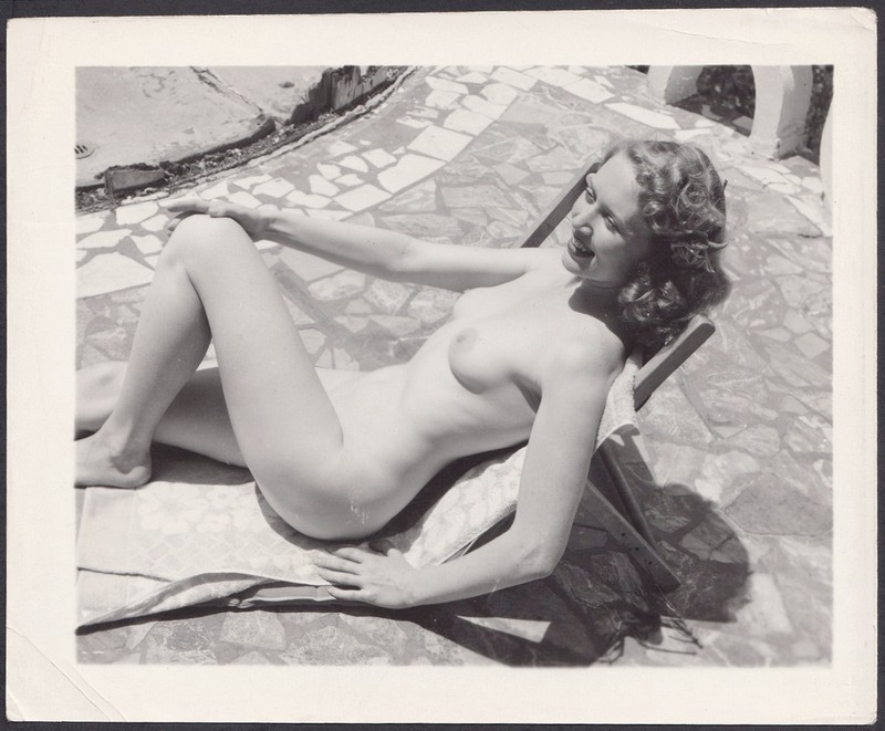 SYBIL BALL ~ Vintage 1950's Girlie PIN UP Photo ~ SPIDER POOL  Original Nude #12