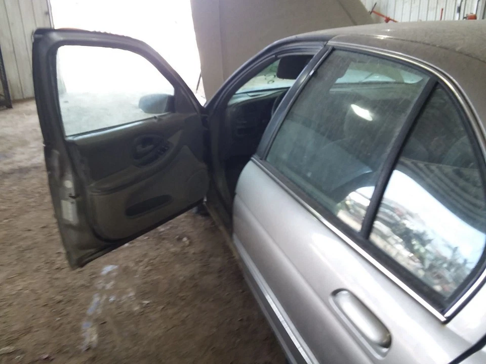 Capó para coche Lumina 95-01 2102838 Foto 2 de 4