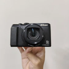 Nikon COOLPIX S9900 Digital Camera 16.0 MP 30x Optical Zoom English Langauge