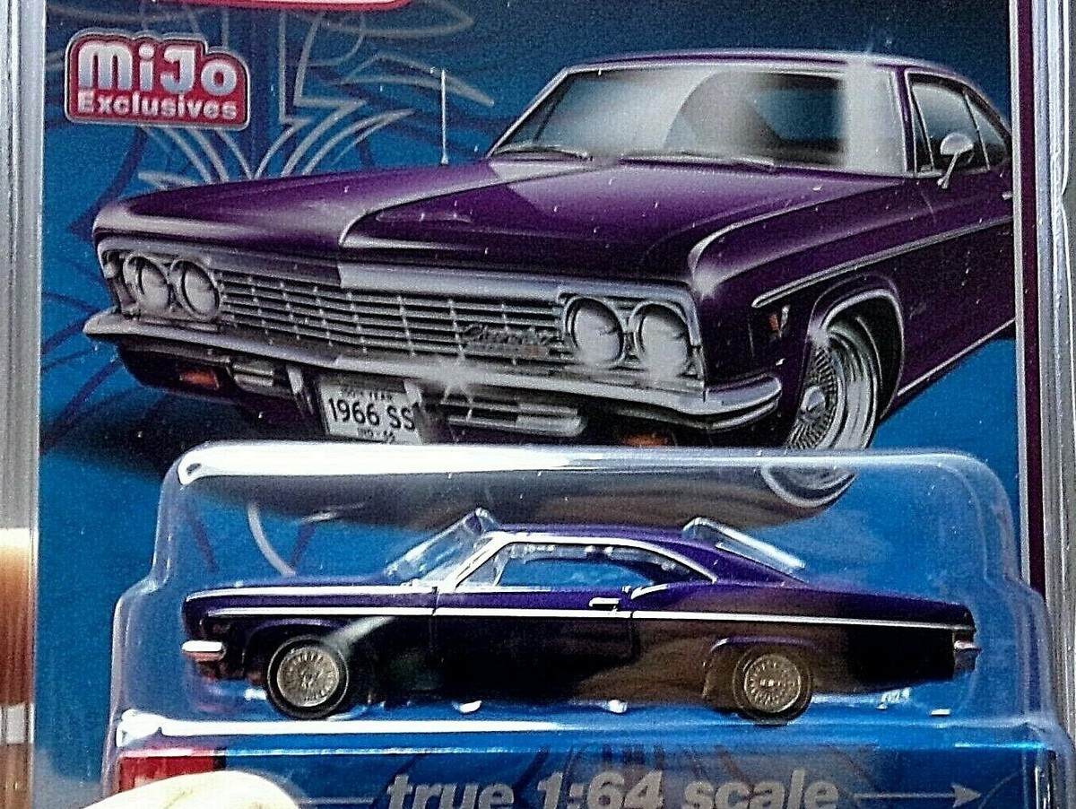 激レアチェイス Auto World 1966 Chevy Impala SS AUTOWORLD - 1966